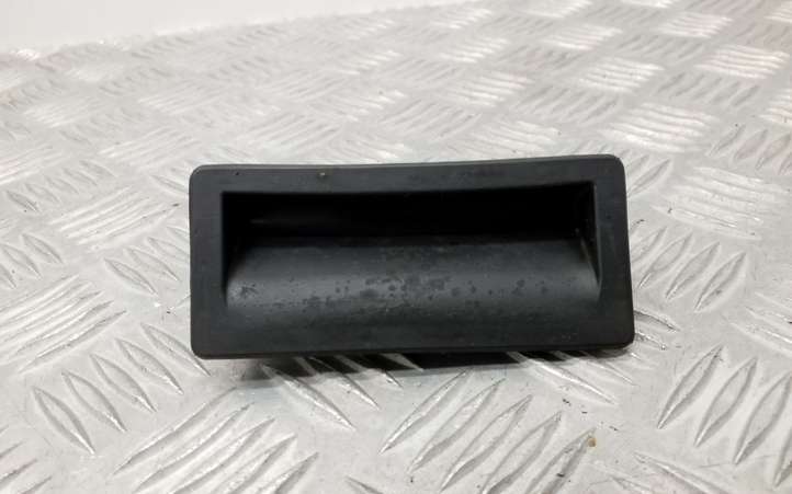 Volkswagen Golf Plus (2008 - 2014)  5N0827566 Ручка задней крышки