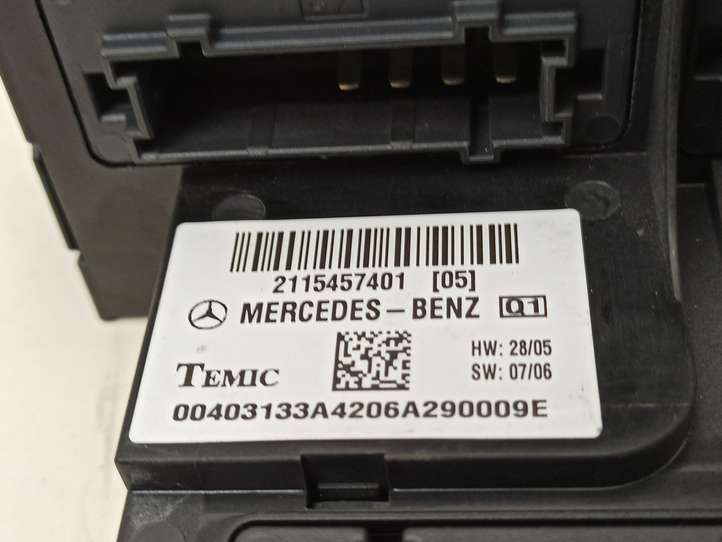 Mercedes-Benz E W211 (2002 - 2009)  2115457401 Блок предохранителей