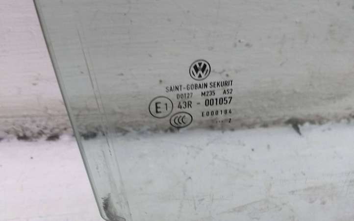 Volkswagen Caddy (2010 - 2015)  43R001057 Основное стекло передних дверей (четырехдверного автомобиля)