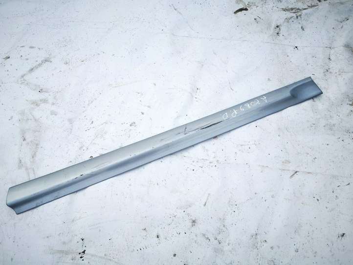 Opel Zafira (2003 - 2006)  13154532 Отделка (молдинг) передней двери