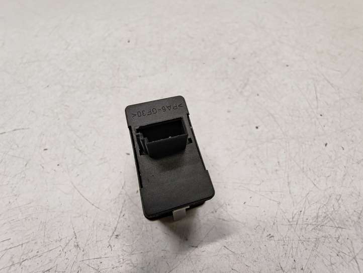 BMW 3 E46 (1998 - 2005)  6902174 Кнопка стеклоподъемников