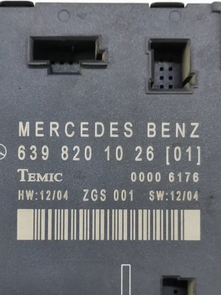 Mercedes-Benz Vito Viano W639 (2003 - 2010) 6398201026 Блок управления дверью — фото 3