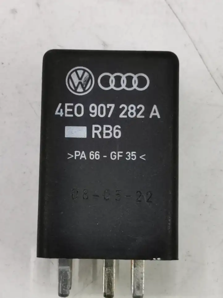 Audi A6 S6 C6 4F (2004 - 2008) 4E0907282A Реле накала свечей — фото 4