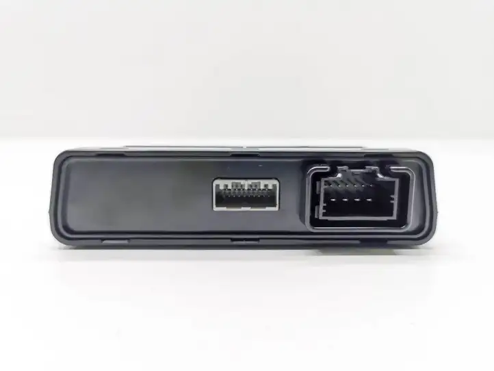 Tesla Model S (2016 - 2021) 1007511-00-A Блок управления крышкой багажника — фото 2
