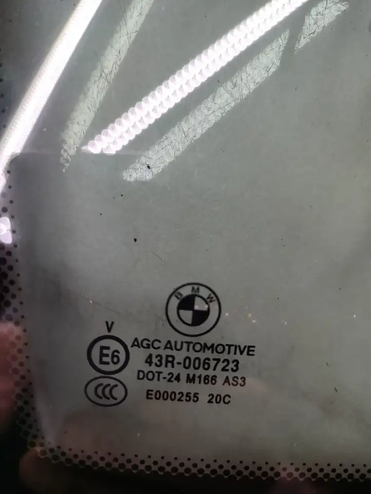 BMW X1 E84 (2009 - 2015) 2991375 Заднее боковое стекло — фото 5