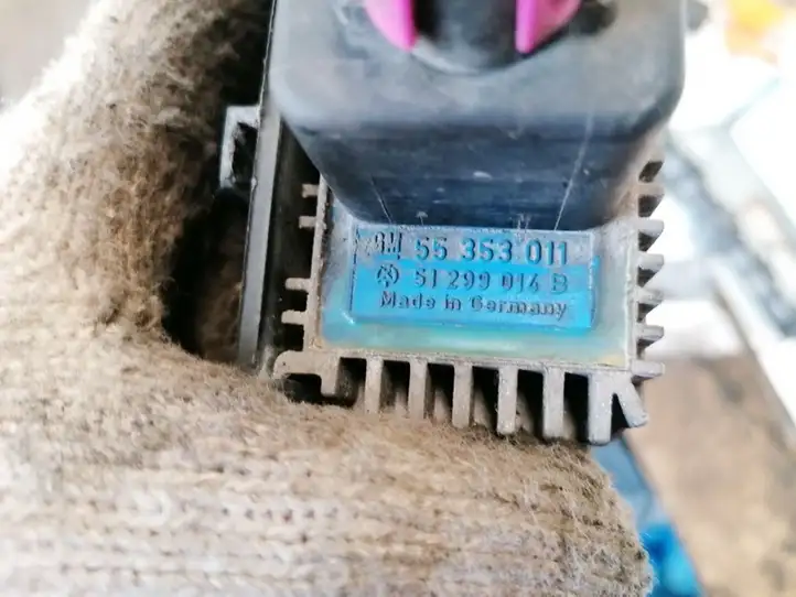 Saab 9-3 Ver2 (2003 - 2007)  55353011 Реле подогрева свеч