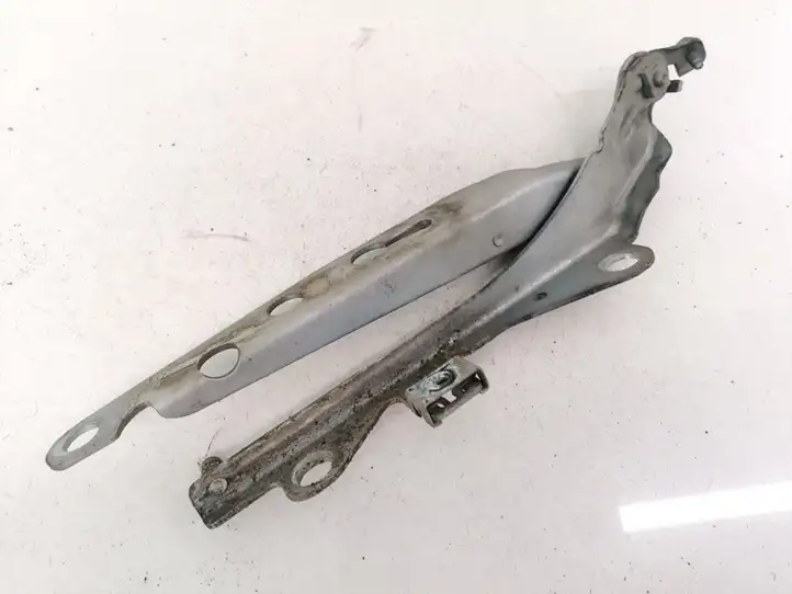 Volvo V70 (1997 - 2000)   Петля (петли) капота