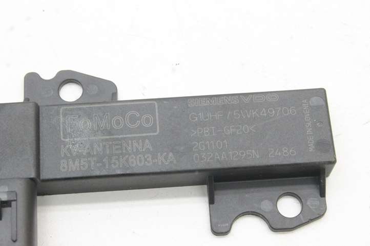 Ford Focus (2011 - 2015)  8M5T15K603KA Фильтр антенны
