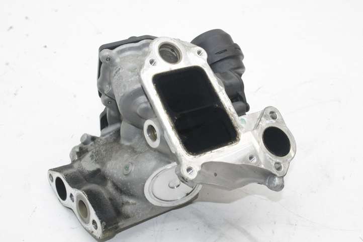 Ford Focus (2011 - 2015)   Клапан EGR