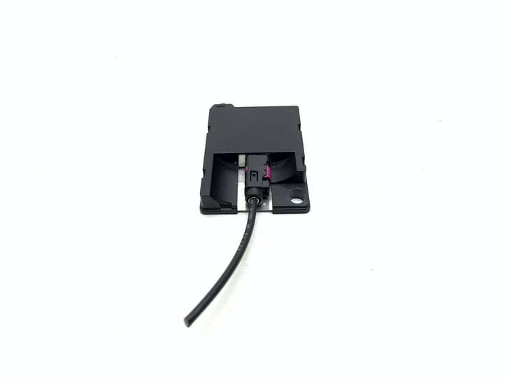 BMW 5 E60 E61 (2004 - 2010)  6928461 Антенна Bluetooth