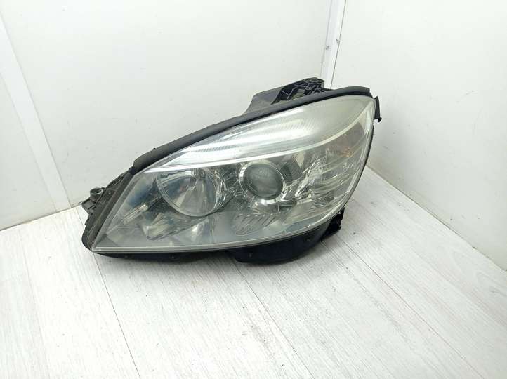 Mercedes-Benz C W204 (2007 - 2014)  A2048208561 Передняя фара