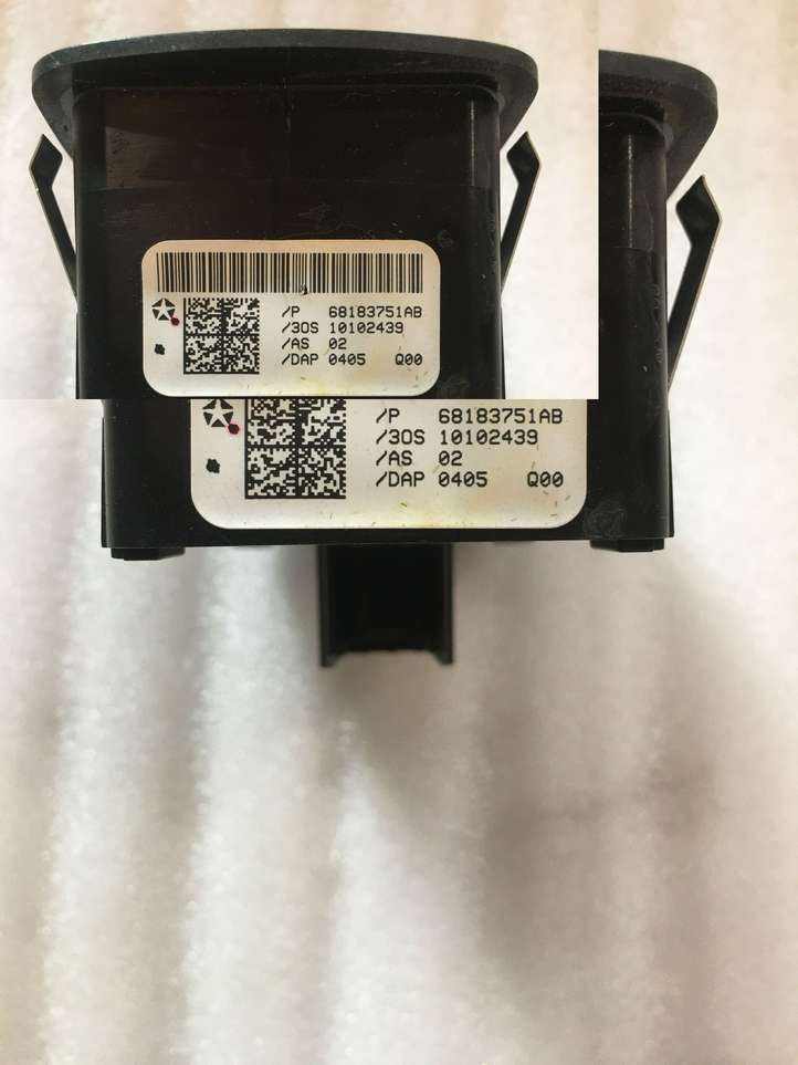 Dodge Challenger (2014 - )  68183751AB Кнопка стеклоподъемников