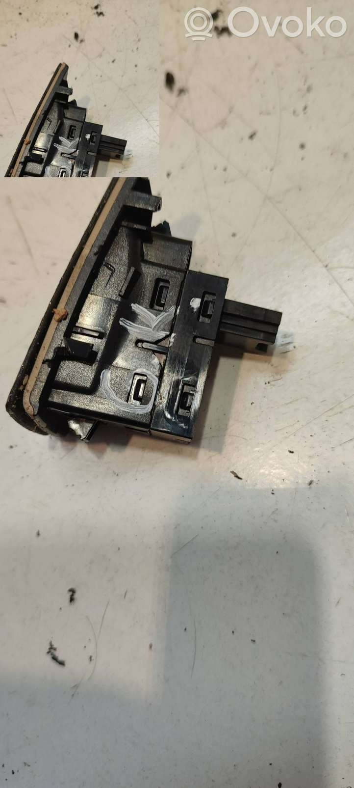 BMW 5 F10 F11 (2009 - 2016)  9163527 Кнопка стеклоподъемников