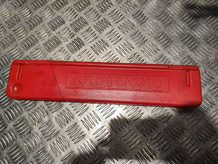 Volvo XC60 (2008 - 2013)  27R0307067 Аварийный знак