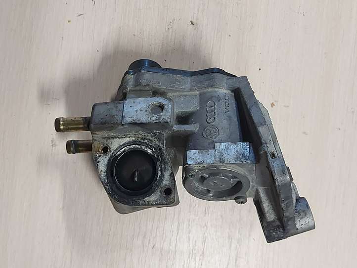 Volkswagen PASSAT B6 (2005 - 2010)  06F131503B Клапан EGR