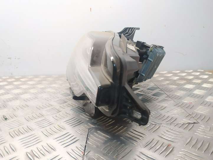 Volvo S60 (2018 - )  32228810 Передняя фара