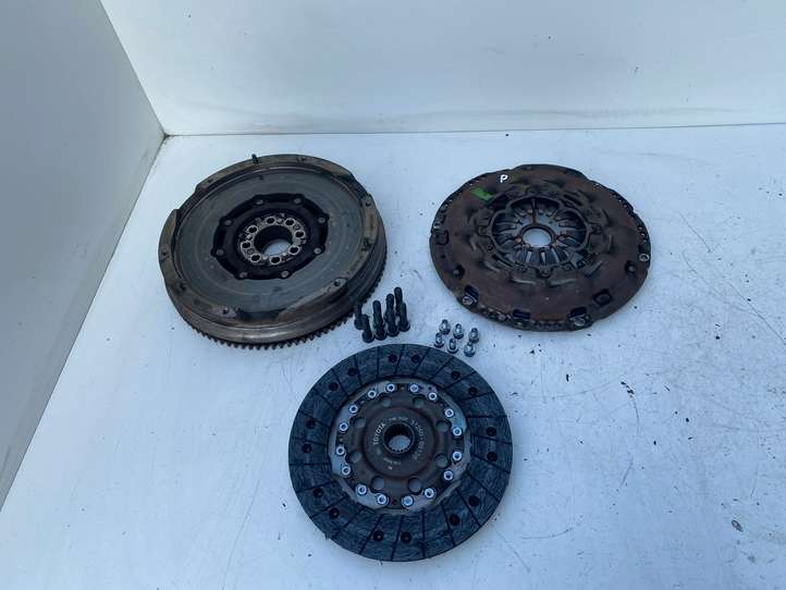 Toyota Avensis T250 (2006 - 2009)  3121005871 Комплект сцепления
