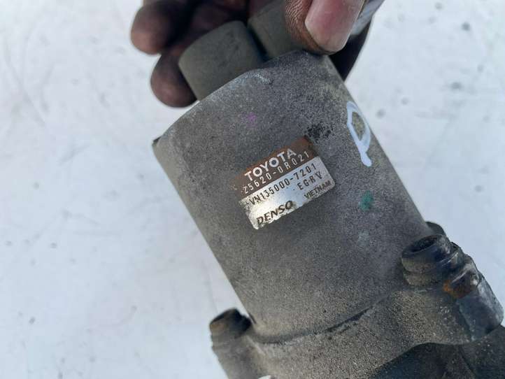 Toyota Avensis T250 (2006 - 2009)  256200R021 Клапан EGR