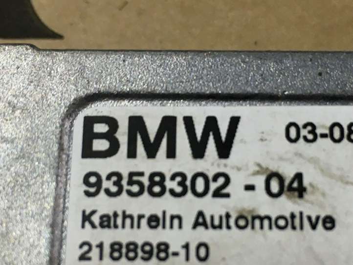 BMW X6 F16 (2014 - 2017)  9358302 Усилитель антенны
