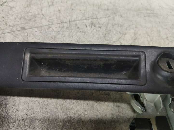 Audi A6 (2004 - 2008)  8E0827574C Ручка задней крышки