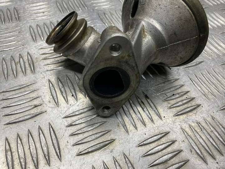Peugeot 206 (1998 - 2012)  9646335680 Клапан EGR