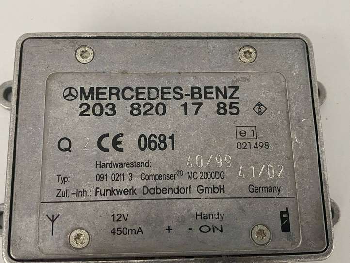 Mercedes-Benz C W203 (2000 - 2007)  2038201785 Усилитель антенны