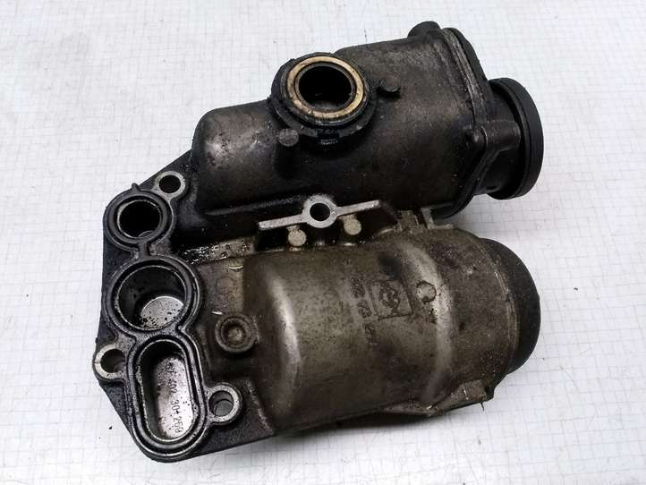 Volvo V70 (2000 - 2004)  6740273266 Крышка масляного фильтра