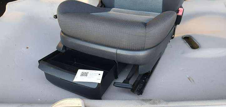 Seat Ibiza III (6L) (2002 - 2008)   Передняя звукоизоляция