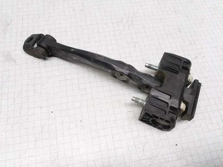 Opel Astra (2004 - 2009)  13107175 Ограничитель открывания передней двери