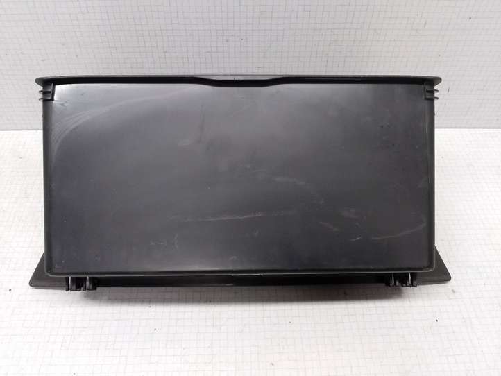 Toyota Corolla E120 E130 (2000 - 2004)  5555102060 Крышка ящика для вещей (бардачка)