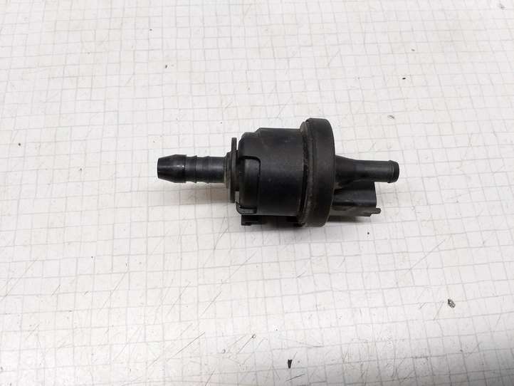 Opel Corsa C (2000 - 2003)  1928404348 Вакуумный клапан