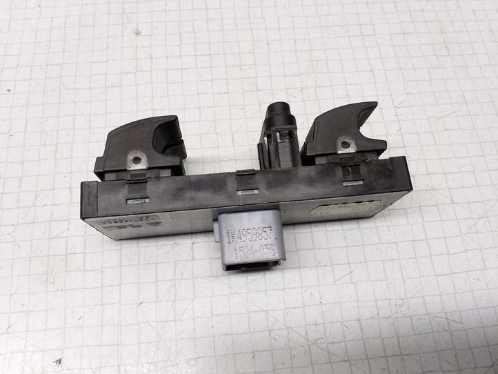 Volkswagen Golf V (2003 - 2009)  1K4959857 Кнопка стеклоподъемников