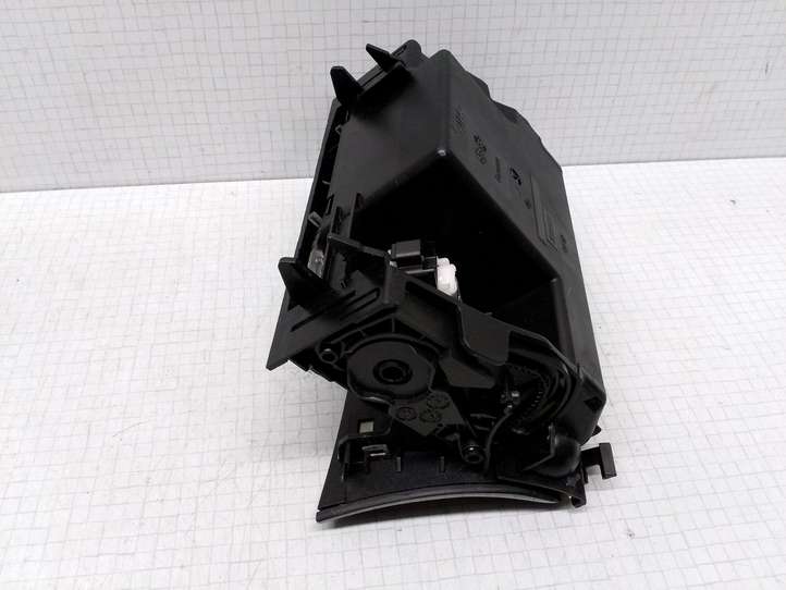 Mercedes-Benz E W211 (2002 - 2009)  A2113100490018 Пепельница