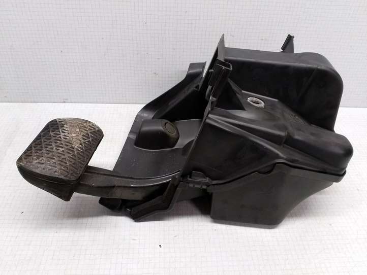 Mercedes-Benz E W211 (2002 - 2009)  A2116840918 Тормозная педаль