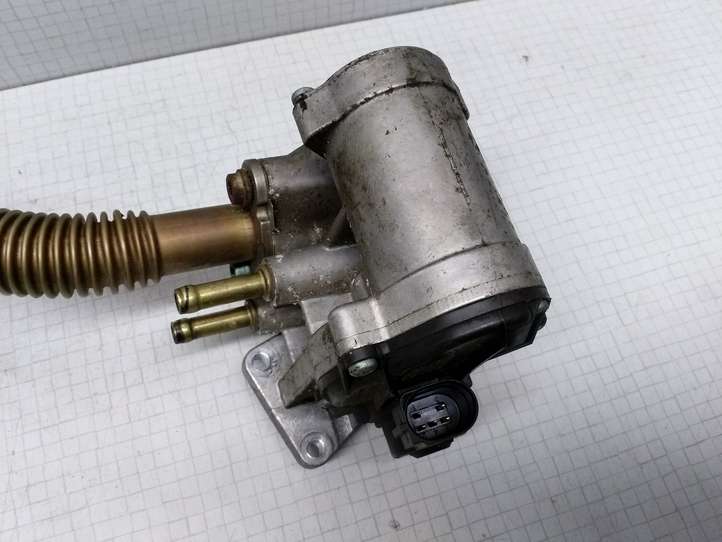 Volkswagen Golf V (2003 - 2009)  03C131503B Клапан EGR