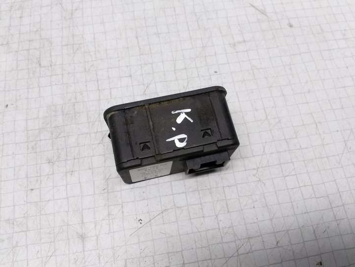 Opel Zafira (1999 - 2003)  13363201 Кнопка стеклоподъемников