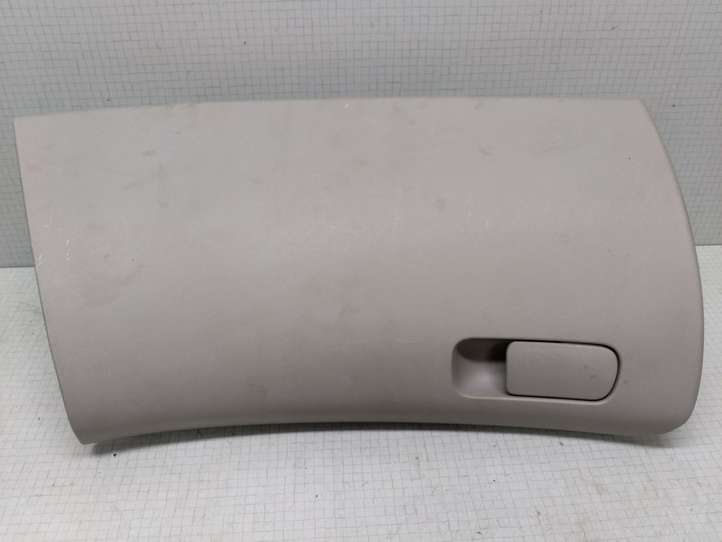 Kia Ceed (2006 - 2010)  845101H000 Крышка ящика для вещей (бардачка)