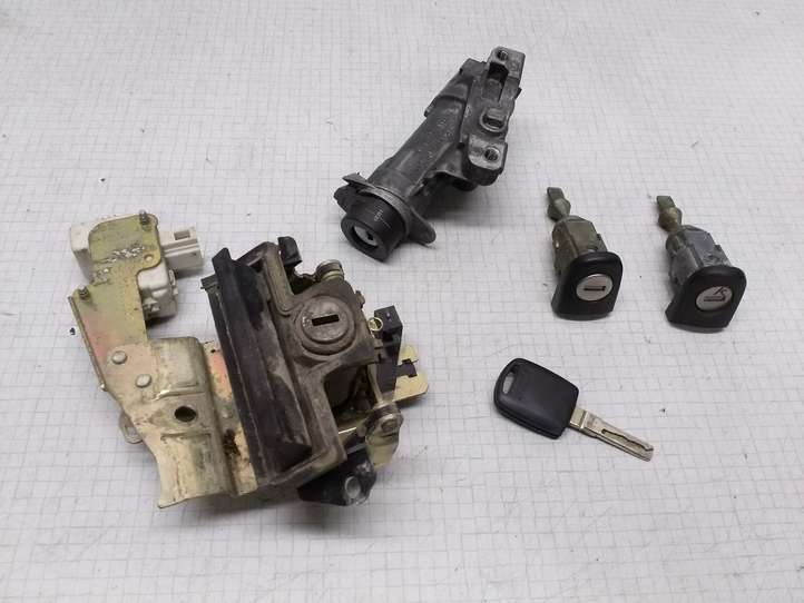 Skoda Octavia Mk1 (1U) (1996 - 2004)  1U9827565G Комплект зажигания