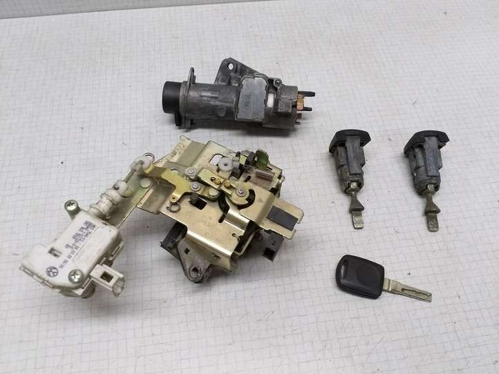 Skoda Octavia Mk1 (1U) (1996 - 2004)  1U9827565G Комплект зажигания