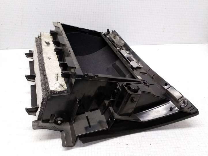 BMW 3 E46 (1998 - 2005)  51168196111 Комплект ящика для вещей (бардачка)