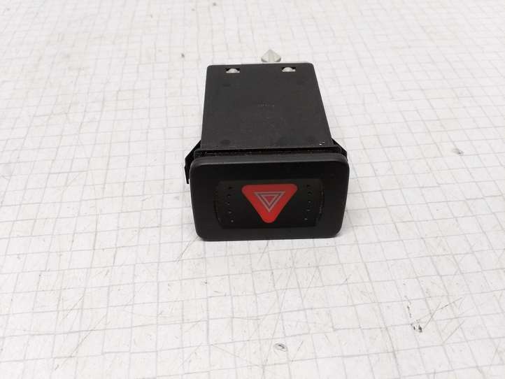 Volkswagen Bora (1998 - 2005)  1J0953235A Включатель аварийных фонарей