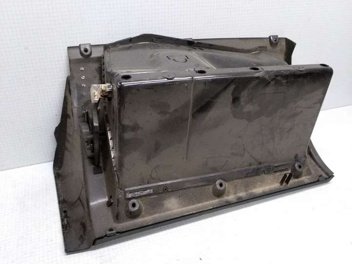 Volkswagen Bora (1998 - 2005)  1J1857101A Комплект ящика для вещей (бардачка)