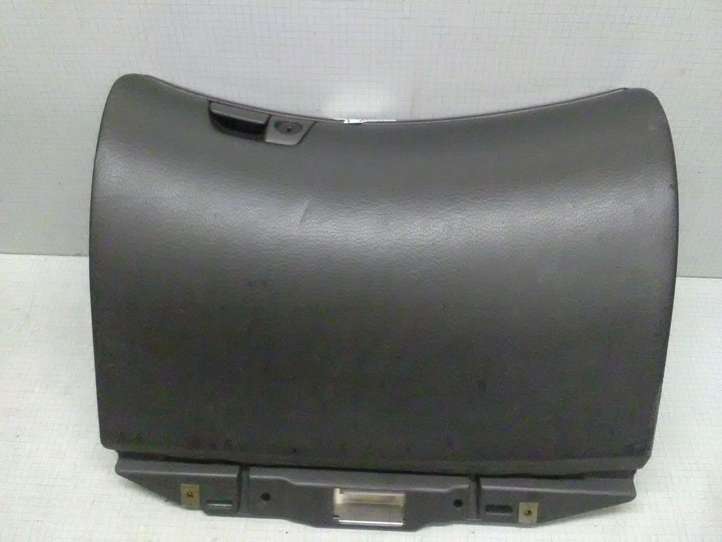 Volvo V70 (1997 - 2000)  9187071 Комплект ящика для вещей (бардачка)