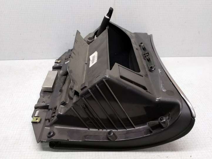 Volvo S60 (2000 - 2004)  8650374 Комплект ящика для вещей (бардачка)