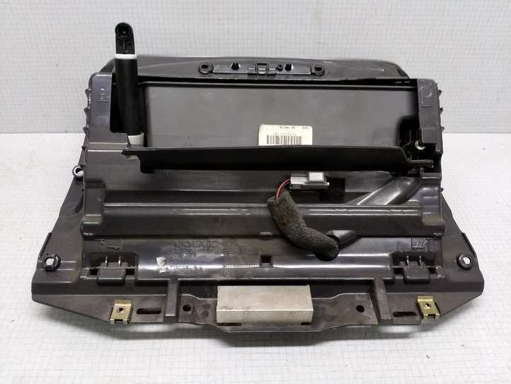 Volvo S60 (2000 - 2004)  8650374 Комплект ящика для вещей (бардачка)