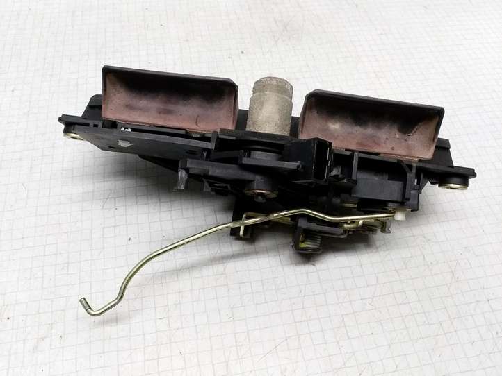 Audi A3/S3 8L (1996 - 2000)   Ручка задней крышки