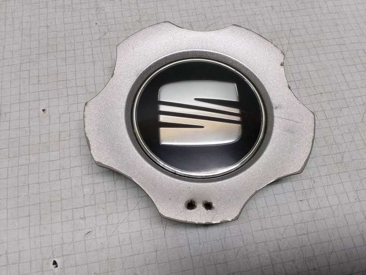 Seat Leon (1M) (1998 - 2006)  1M0601149A Заводская крышка (крышки) от центрального отверстия колеса