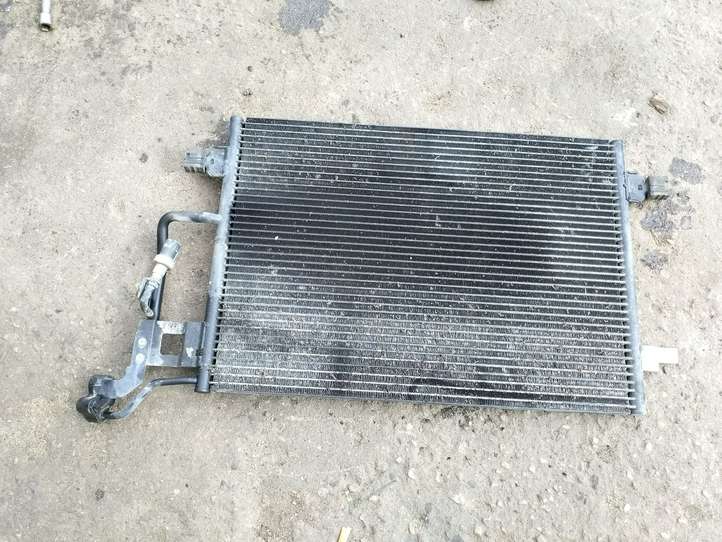 Volkswagen PASSAT B5.5 (2001 - 2005)  3B0260401 Радиатор охлаждения кондиционера воздуха