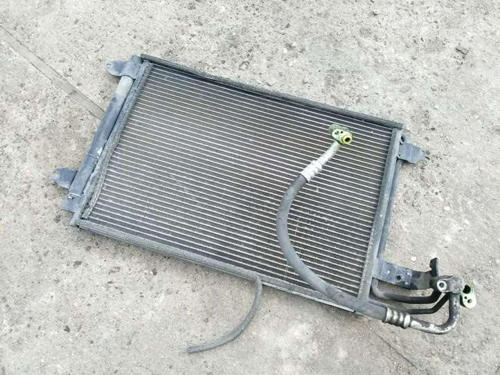 Volkswagen Golf V (2003 - 2009)  1K0820411G Радиатор охлаждения кондиционера воздуха