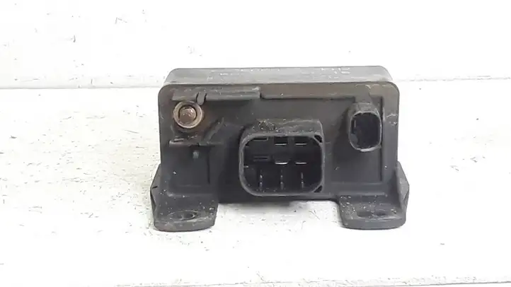 Mercedes-Benz Vito Viano W639 (2003 - 2010) 0005453516 Реле накала свечей — фото 1